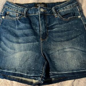 Bleach splashed Judy Blue shorts